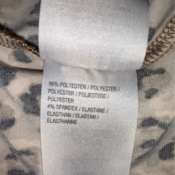 SUSAN GRAVER Leopard Print Liquid Knit Blouse Plus Size 4X Square Neck - Picture 7 of 7